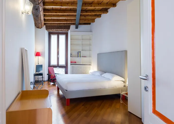 Brera 20 * Milano